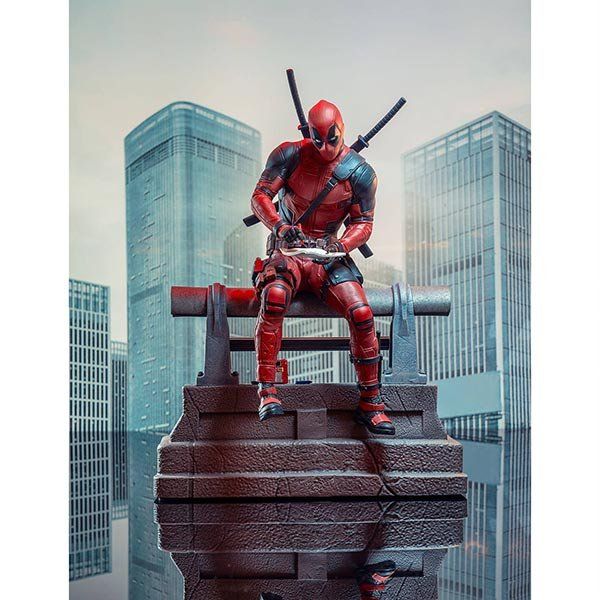 Marvel Figuren: Marvel Movie Premier Collection: Deadpool - Statue - 25 cm – Neu und originalverpackt aus Zofingen von ActionSpielzeug 1