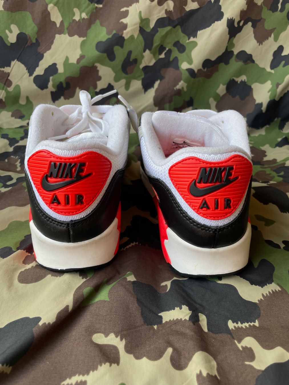 Nike Scarpe da uomo: 2014 nike air max 90 Infrared Sz 40 – Usato da Zürich venduto da le_souk 3
