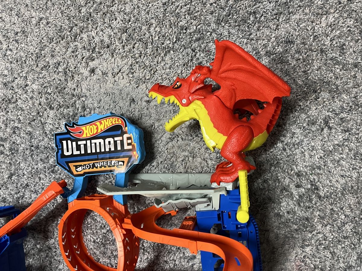Hot Wheels Giocattoli: Hot Wheels City Ultimate Garage 2023 – Usato da Seengen venduto da suitupmonkey5 1