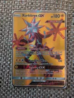 Pokémon Karte Xurkitree GX 142/156 stark gebraucht