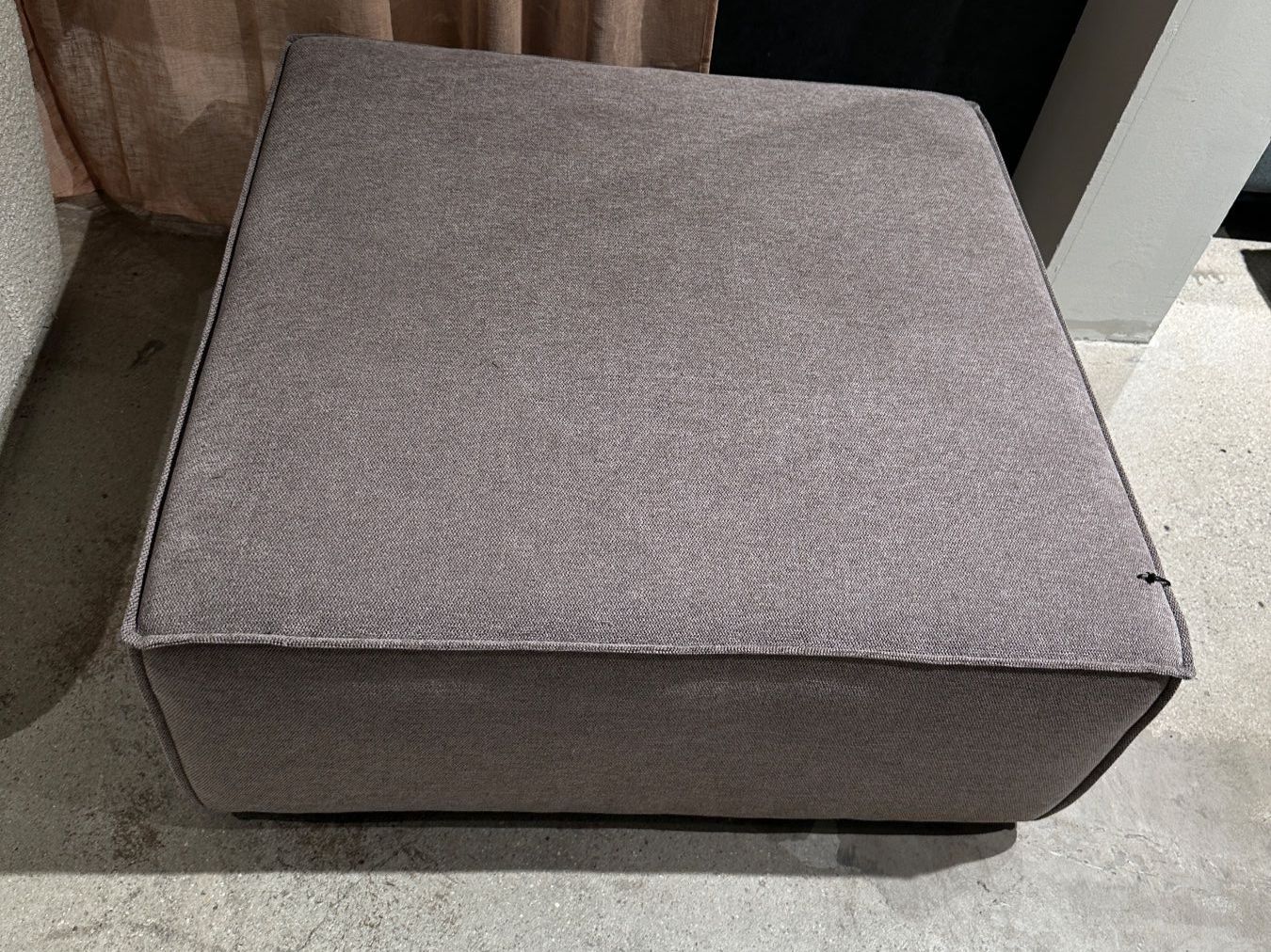 Sofacompany Hocker: Dane Fusshocker - Sofacompany – Gebraucht aus Bern von Sofa_Company_Bern