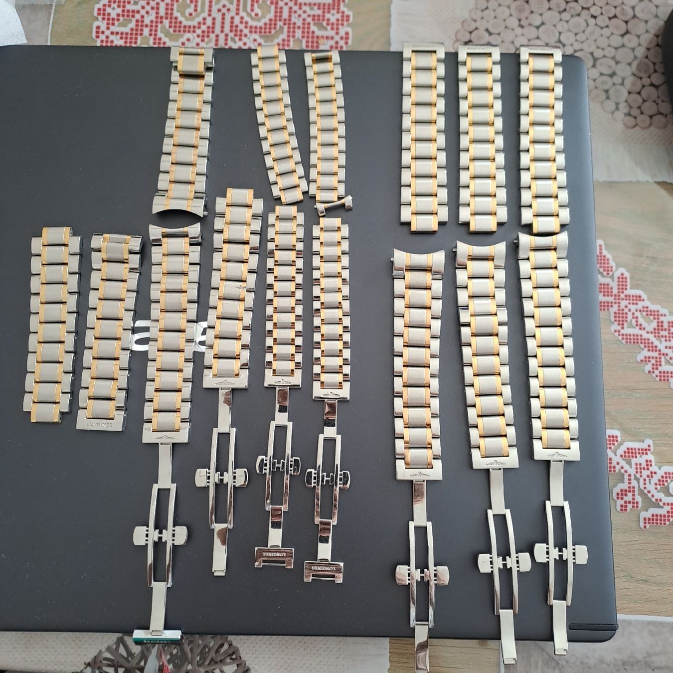 Armbänder & -reifen: Longines Master Uhren Armbänder Lot – Neu (gemäss Beschreibung) aus Neuhausen am Rheinfall von Waly...