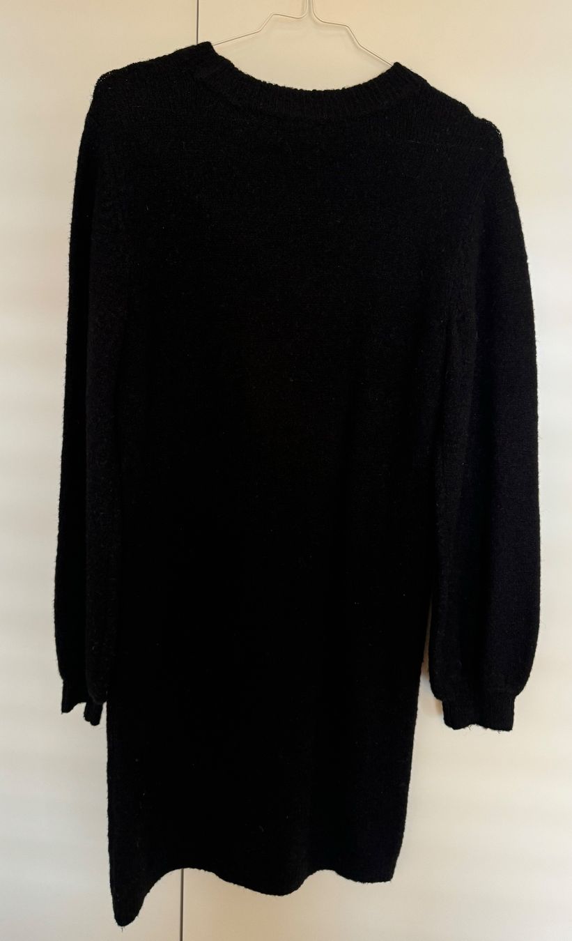 Robes: Strickkleid – D'occasion à Grindelwald par anja.zurbuchen 2