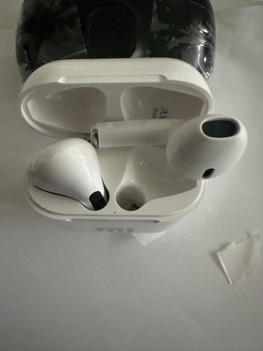 Kopfhörer: Earbuds weiss mit Ladecase – Neu (gemäss Beschreibung) aus Kloten von digi-Galaxy 1