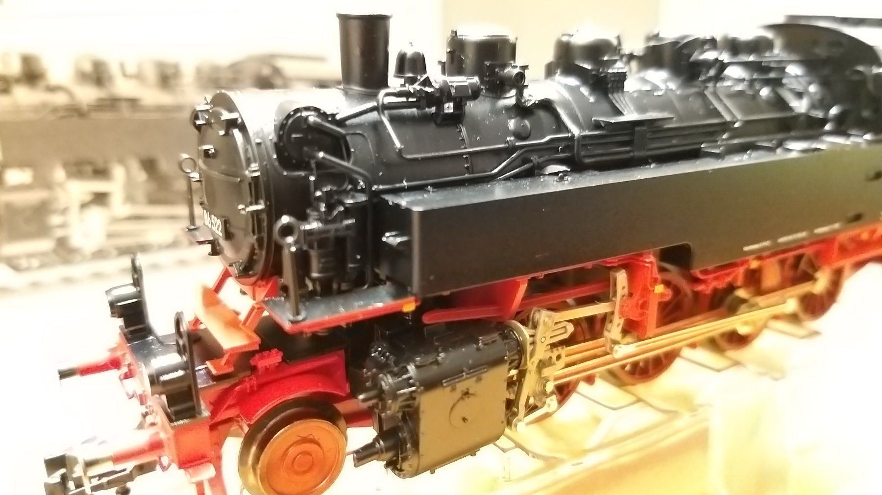 Fleischmann Modellini di ferrovie: Fleischmann - 4-teiliger Dampfzug der DRG, BR 86 mit DSS – Nuovo e nell'imballaggio originale da Rotkreuz venduto da MOBAHN-1zu87 4
