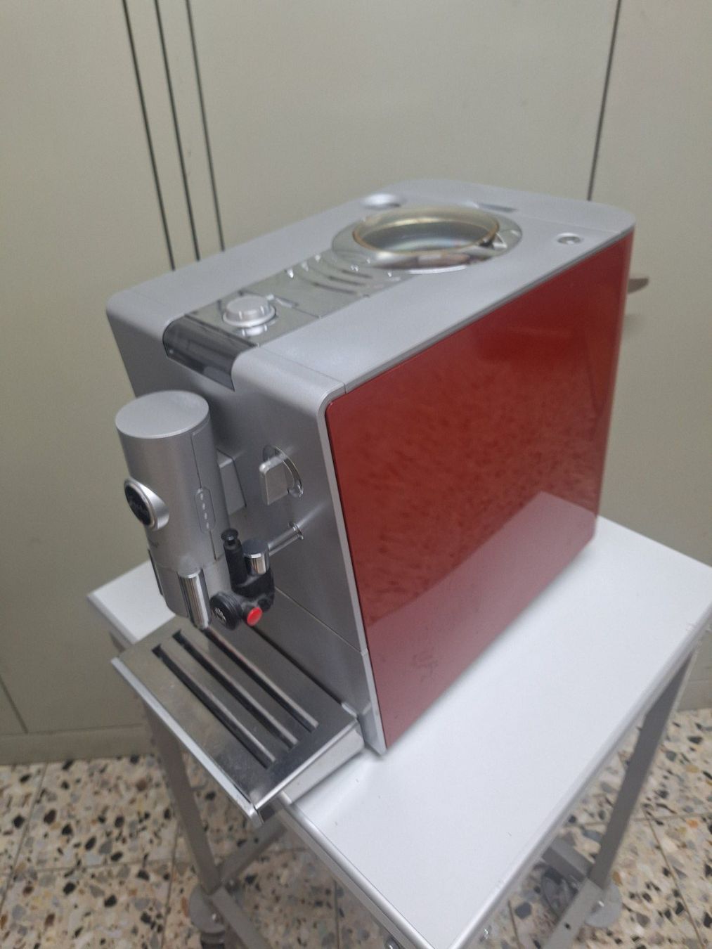 Jura Macchine per caffè & Macchine per espresso: Machine à café JURA ENA 5 – Difettoso da Laconnex venduto da Patkek29 1