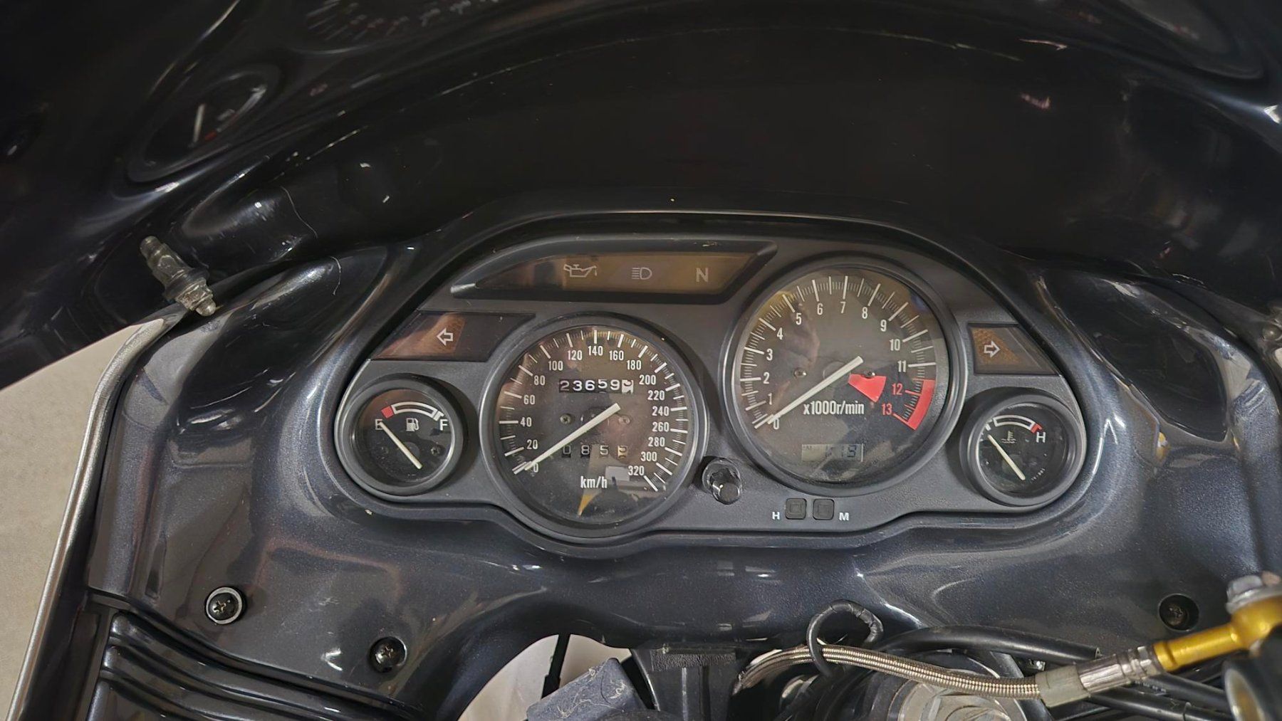 Kawasaki Touring: Kawasaki ZZR 1100 – Usato da Wettingen venduto da Mmarb 4