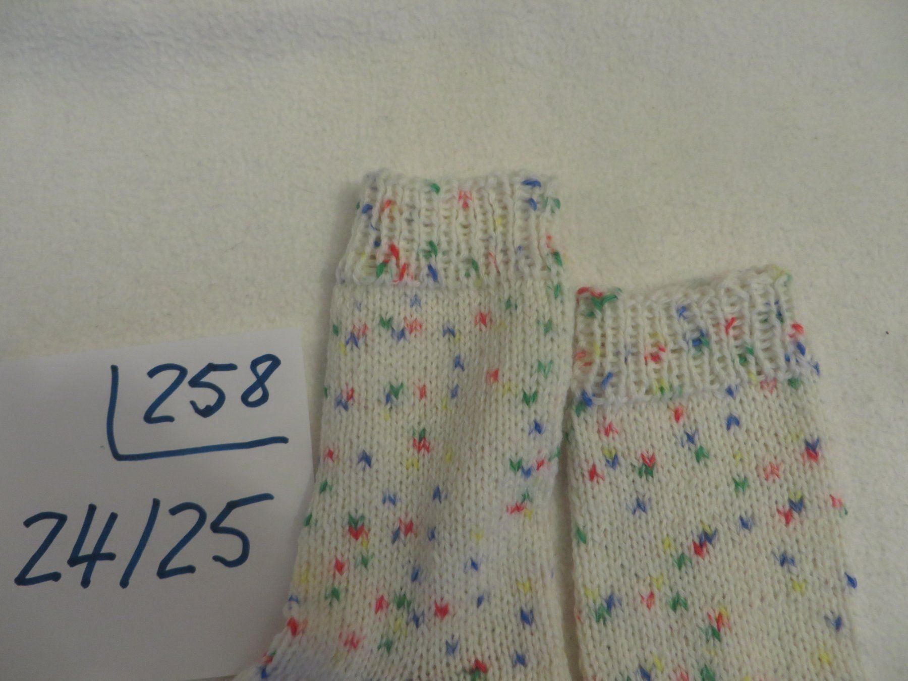 Calze per bambini: Handgestr.Wollsocken  Gr.24/25  ( 258 ) – Nuovo e nell'imballaggio originale da neuenhof venduto da Caterchen 1