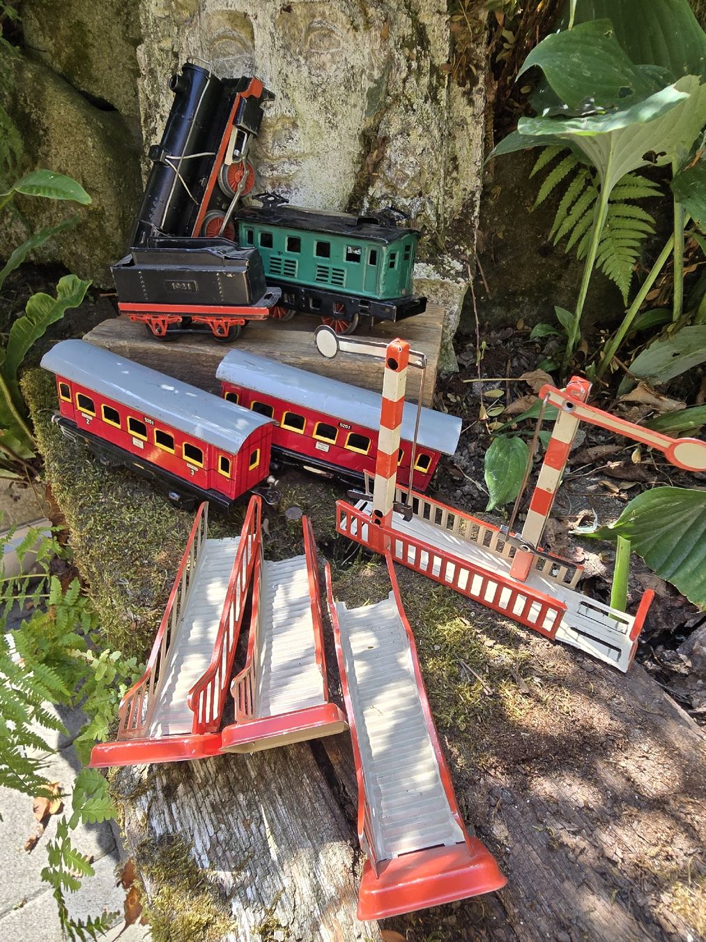 Trains électriques: 64 Teile Eisenbahn Spur  0 – D'occasion à Walkringen par Vanuca 2