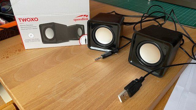 Lautsprecher: Stereolautsprecher - Aktivboxen – Neu (gemäss Beschreibung) aus Düdingen von Sidney04