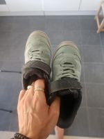 Chaussure de sport - Decathlon - taille 32