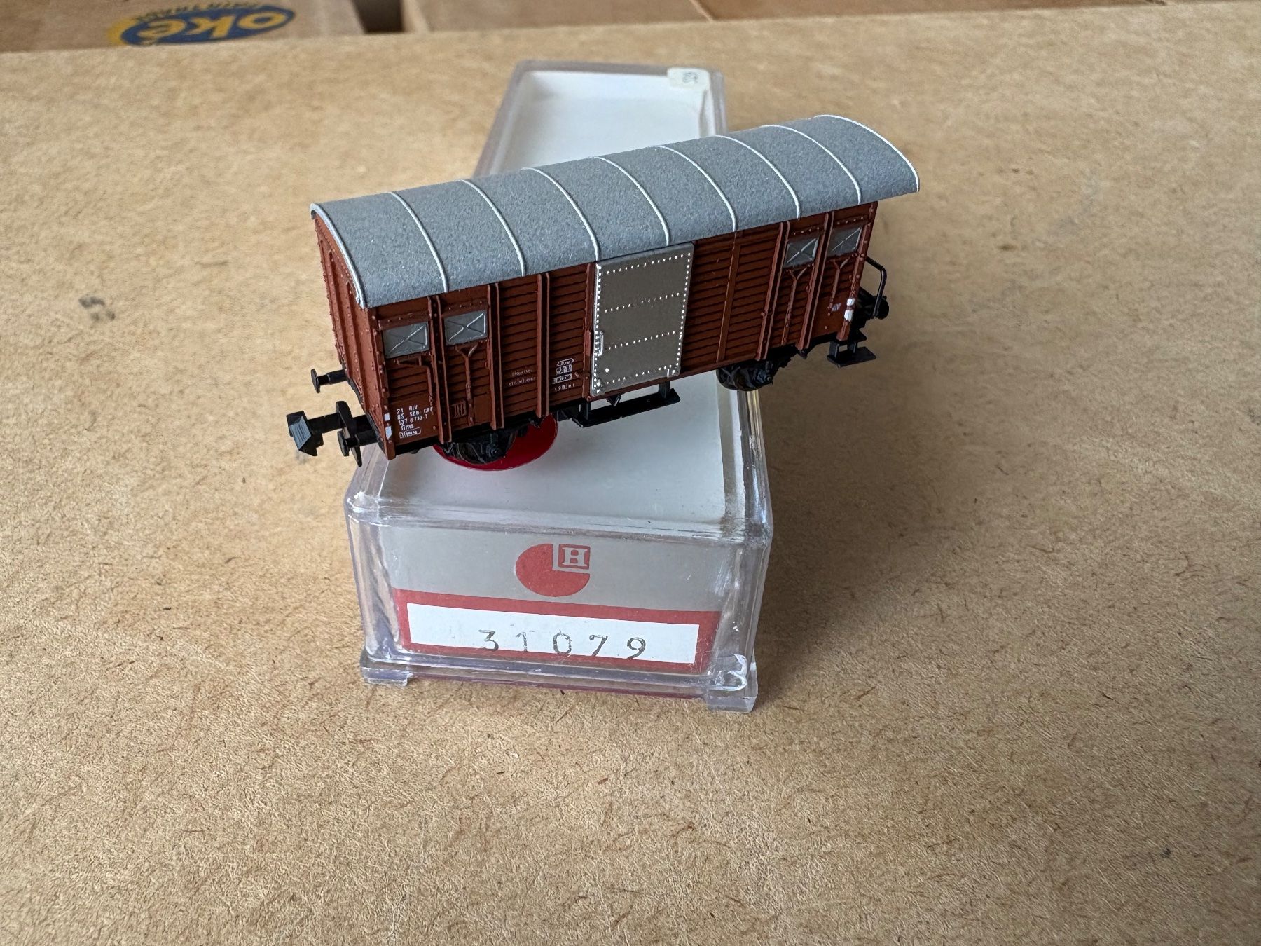 Hobbytrain Modellini di ferrovie: Hobbytrain 31079 Guterwagen Gms SBB – Nuovo (secondo la descrizione) da Hauterive NE venduto da eriamch
