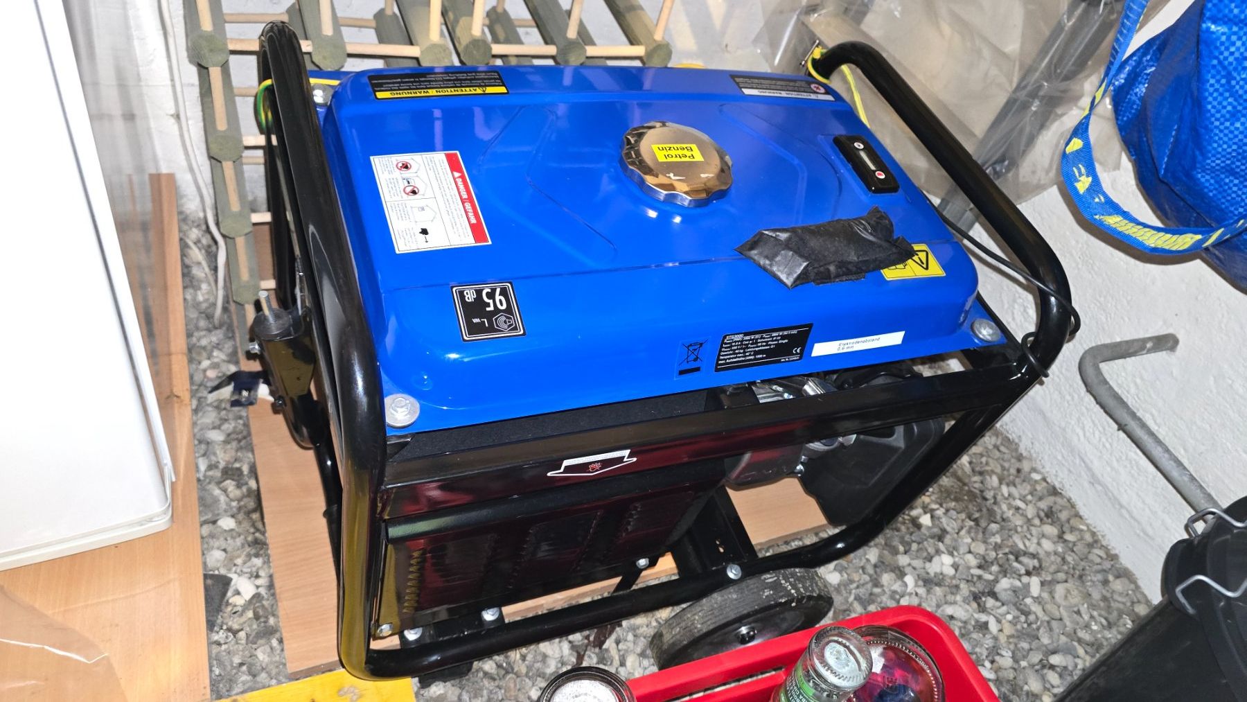 Generatori di corrente: Stromaggregat 2,5kW STG3000 neuwertig – Usato da Schaffhausen venduto da ora_fpw6 5