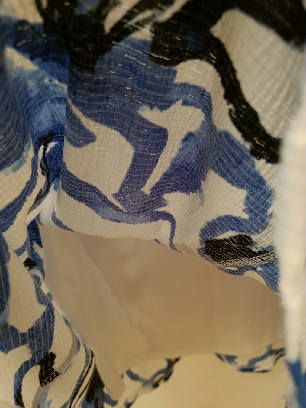 Only Röcke: Only Maxirock Gr. M Blau-Weiss Blumenmuster – Gebraucht aus Zürich von Atelier.Second 2