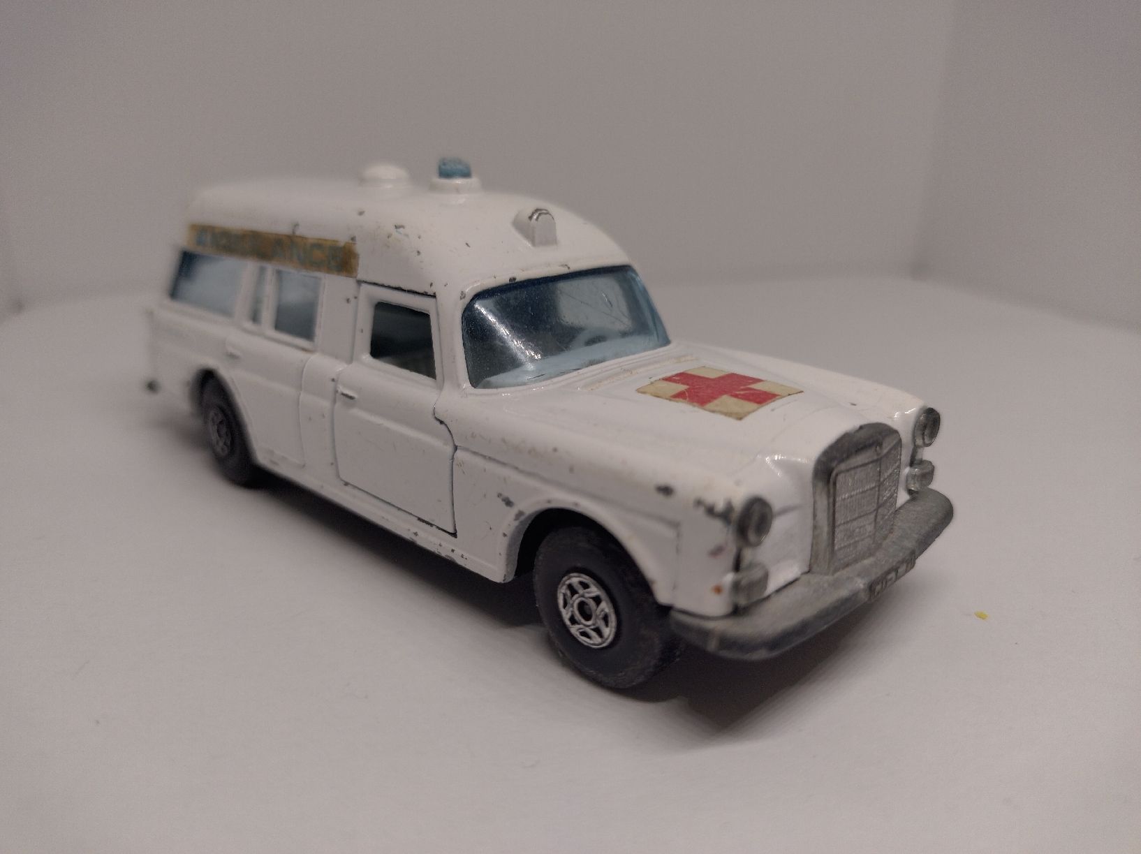 Matchbox Modellautos: Matchbox SpeedKings Mercedes "Binz" Ambulance – Gebraucht aus La Chaux-de-Fonds von Pierrot8404 2