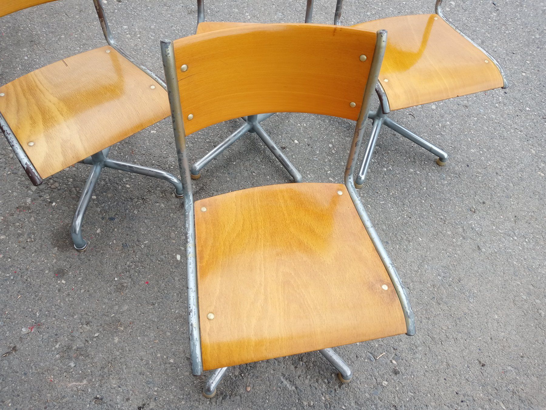 Embru Stühle: 4x vintage  Kinderstuhl Embru – Gebraucht aus Prez-vers-Siviriez von Monija70 1