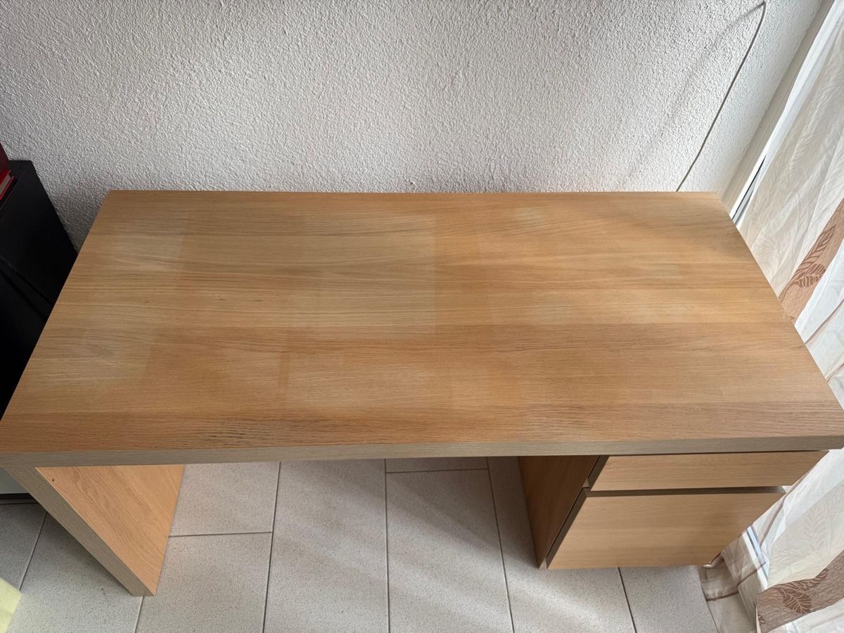 Scrivanie: Schreibtisch mit Schubladen – Usato da Dottikon venduto da 0Micia0 2