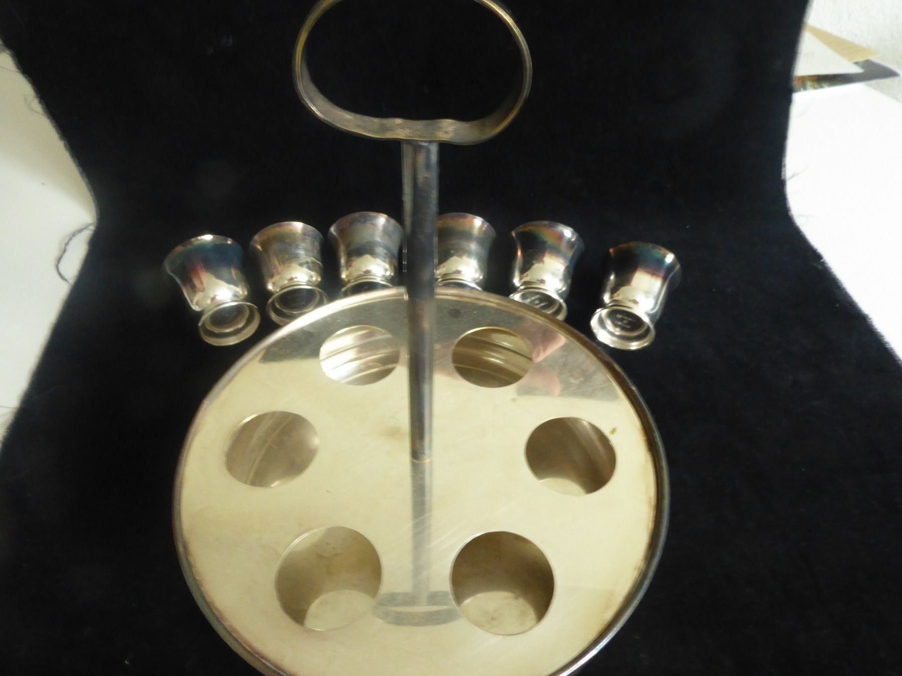 Set di piatti: SIMAR  Silverplated:  6 Becher mit – Difettoso da Zürich venduto da Chaeffeler 4
