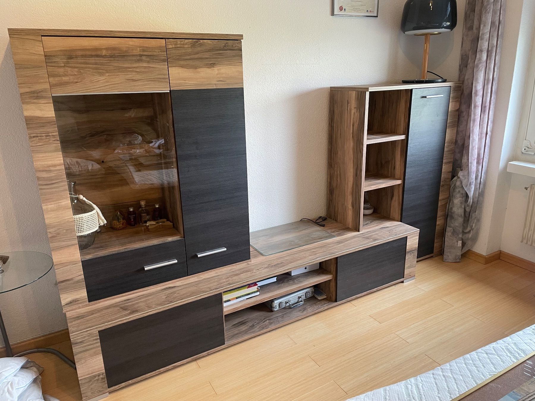 Mobili TV: Moderne Wohnwand / TV-Möbel – Usato da Stetten SH venduto da sas_hd66 1