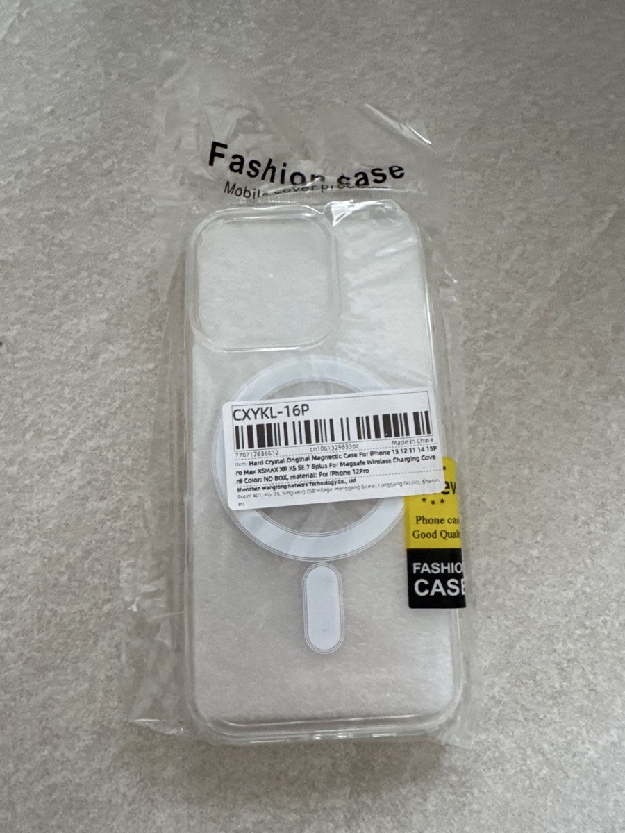 Apple Cover & Protezioni schermo: Cover iPhone 16 pro – Nuovo e nell'imballaggio originale da Buttikon SZ venduto da alf_g6sd 2
