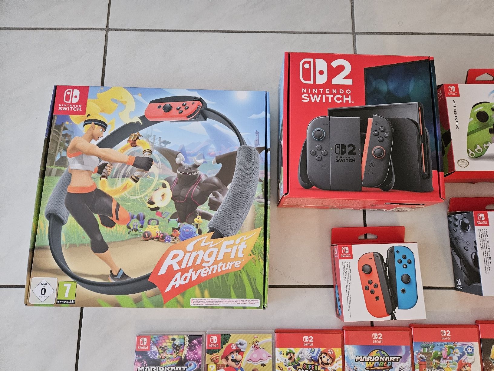 Nintendo Konsolen: Grosses Switch 2 Mario Set – Neu (gemäss Beschreibung) aus Safenwil von Mafi7 2