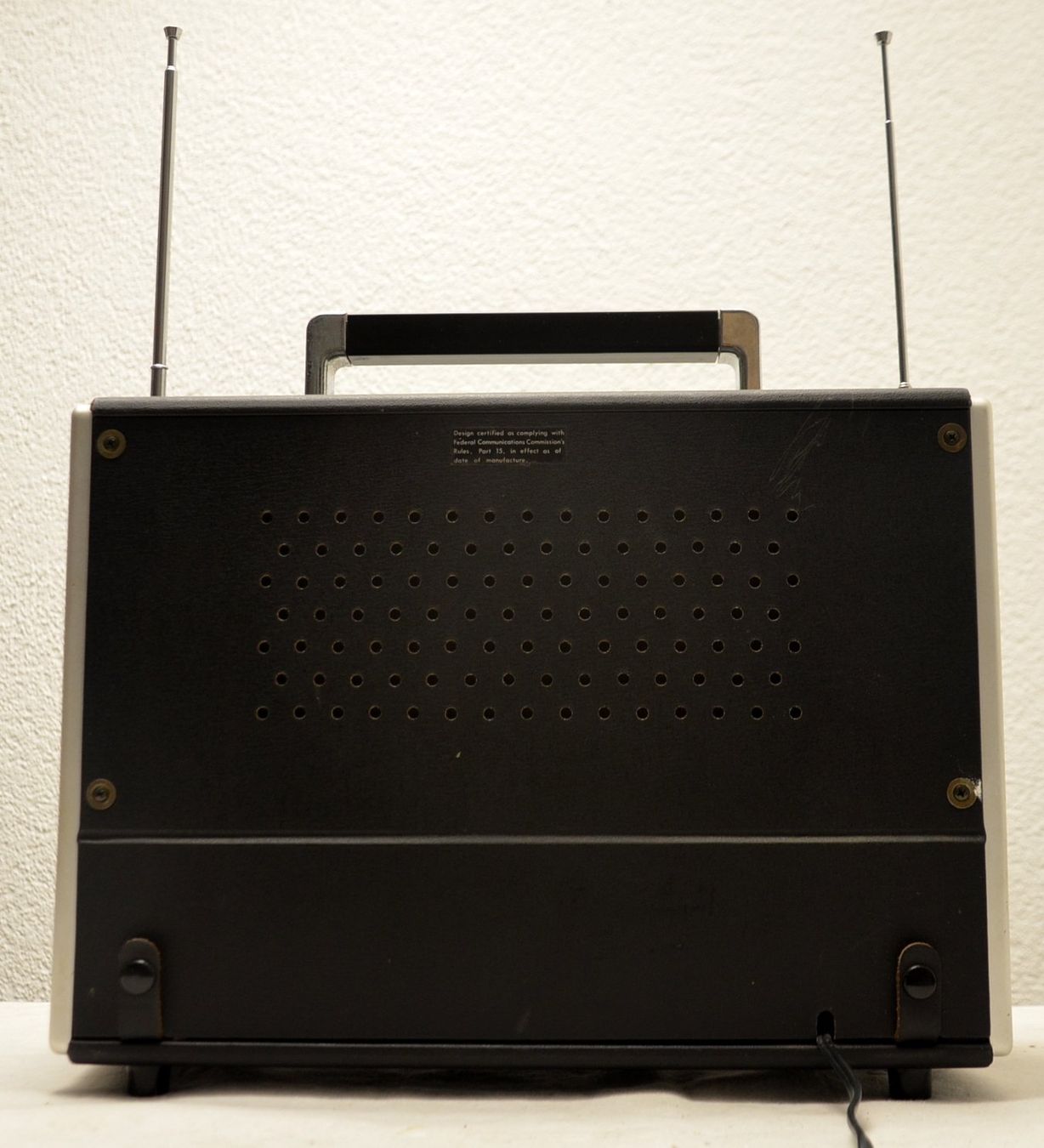 Radio: Lloyd's Solid State 10 Band Radio – Usato da Collonges venduto da arashee 5