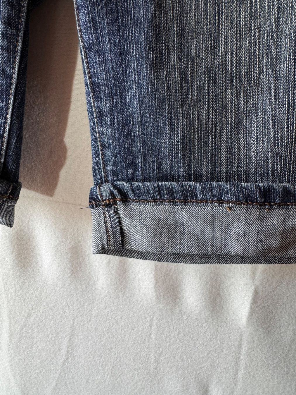 Jeans: Kurze Jeans Gr. 36 – Usato da Grosswangen venduto da SALE_SALE_SALE 5