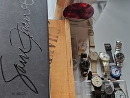 Swatch Lot 13 Uhren Quartz