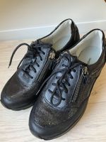 1 Paar Damen Schuhe
