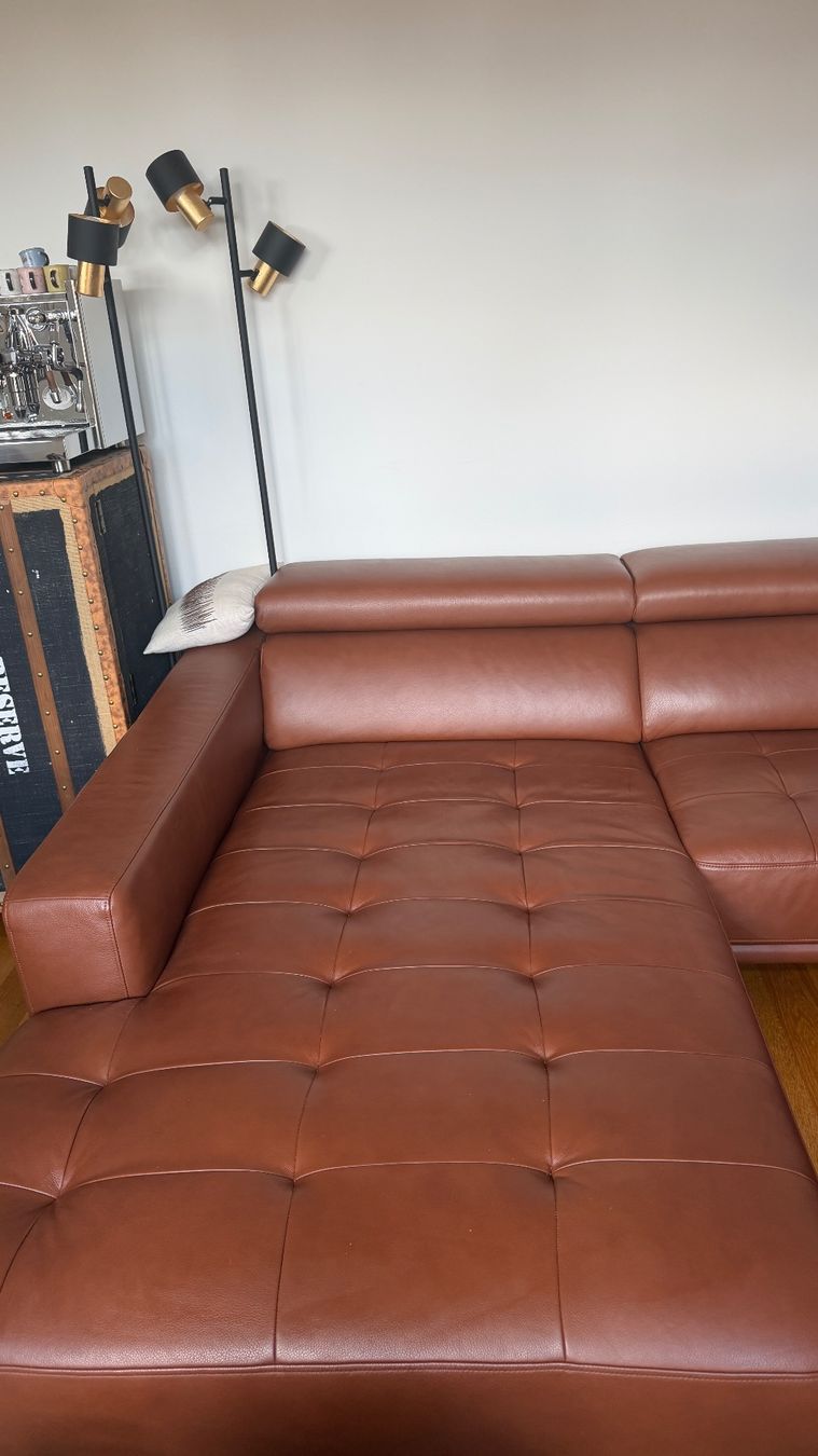 Sofas: Schubiger Ecksofa Leder braun guter Zustand – D'occasion à Zürich par hel_nm8s 2