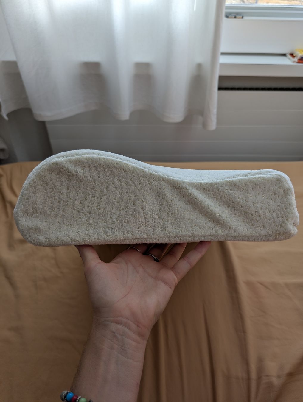 Kissen: Nackenkissen Tempur – Gebraucht aus Zürich von Loulou_96 2