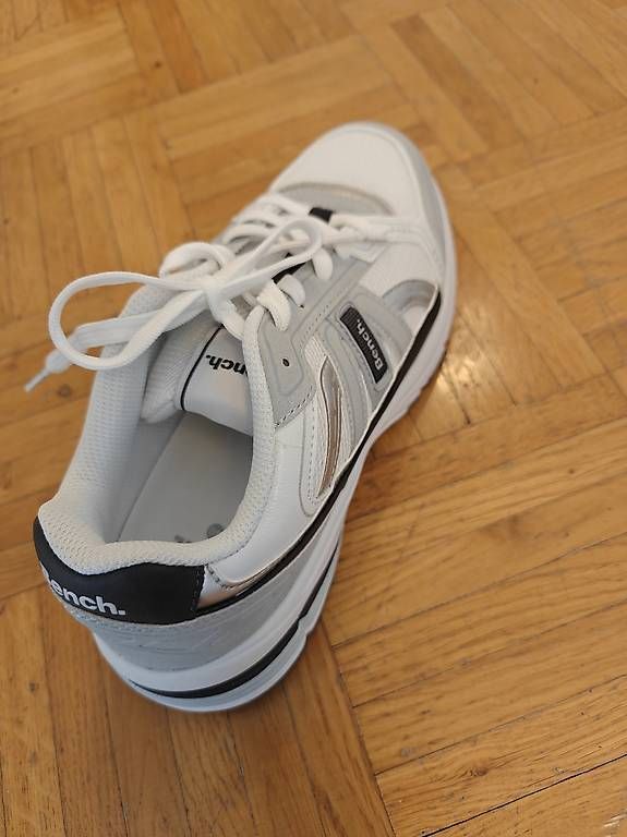 Scarpe da donna: Sneaker Bench, Grösse 40, neu – Nuovo e nell'imballaggio originale da Samedan venduto da t_p_8nvs 2