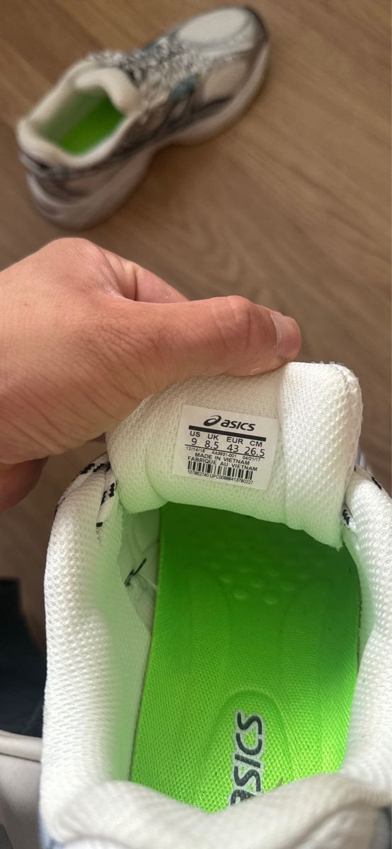 Asics Herrenschuhe: Schuhe  – Neu (gemäss Beschreibung) aus Zollikofen von abd_dsc6 1