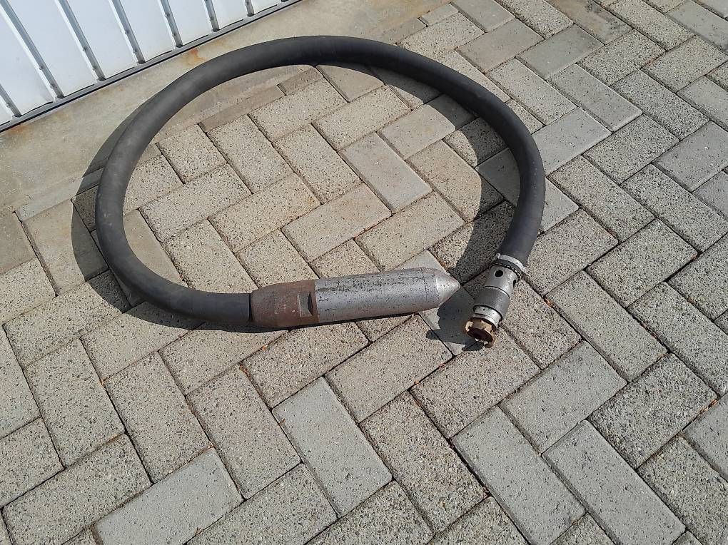 Tutti gli attrezzi: Beton Vibrationsnadel – Usato da Triengen venduto da bergkamp27 2