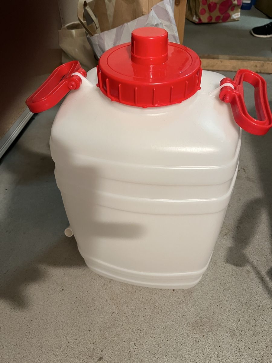 Tanks, Kanister & Leitungen: 3 Kanister 25 Liter – Gebraucht aus Selzach von Alli69 2