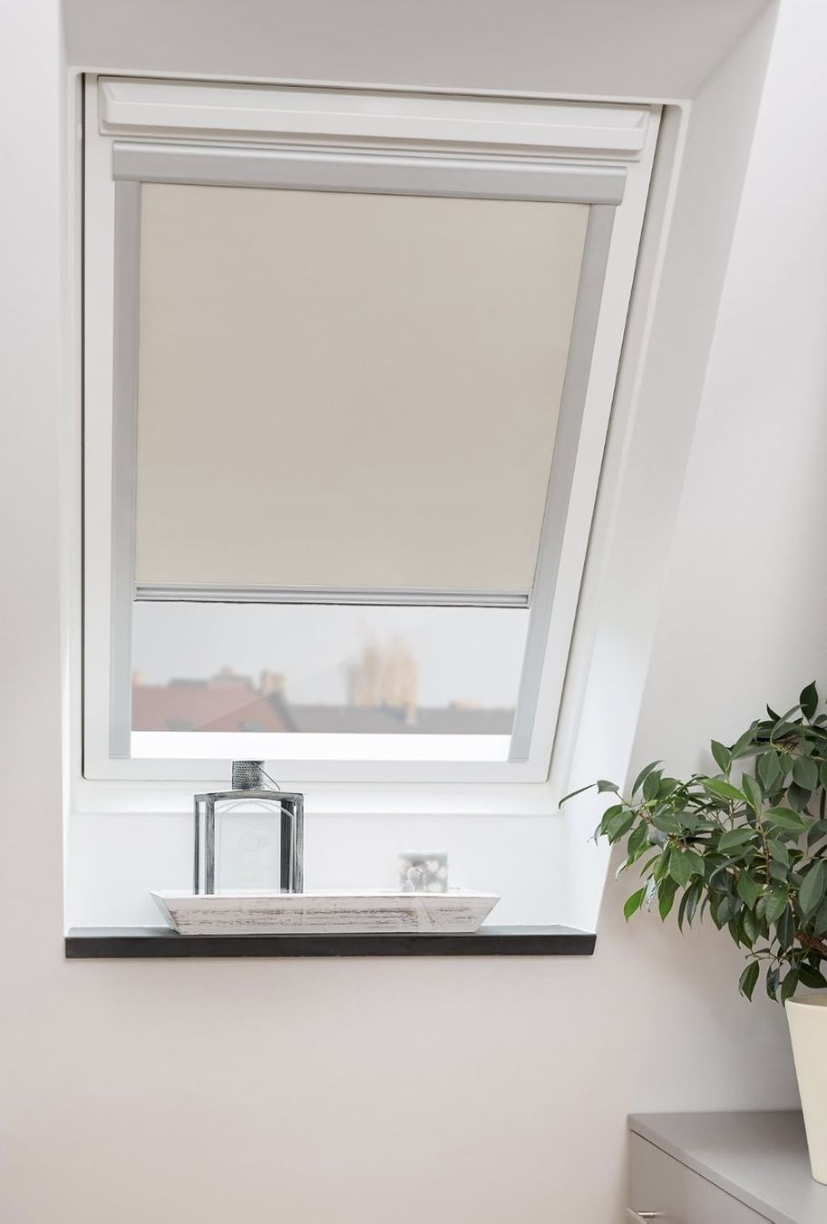 Tende da sole: Dachfensterrollo – Nuovo (secondo la descrizione) da Grenchen venduto da scharon88 1