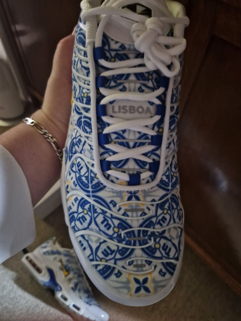 Nike Scarpe da uomo: Nike air max plus "Lisboa" – Usato da Bern venduto da Dutch_Proud 1