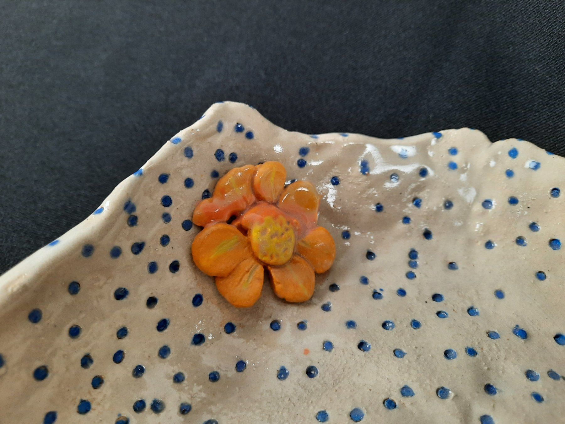 Ciotole: Keramikschale Blumen – Usato da Beinwil am See venduto da Restwert_Beinwil 2