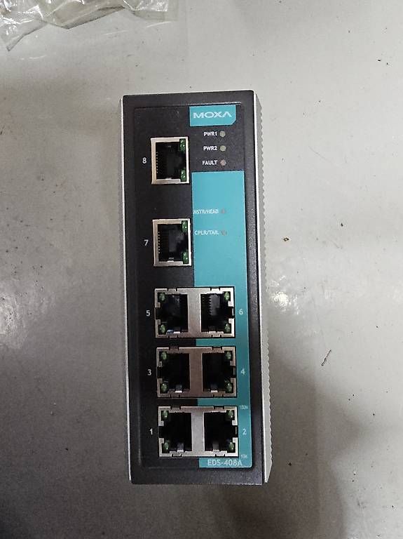 Hubs & Switches: Moxa Ethernet-Switch – Gebraucht aus Basel von lucaC