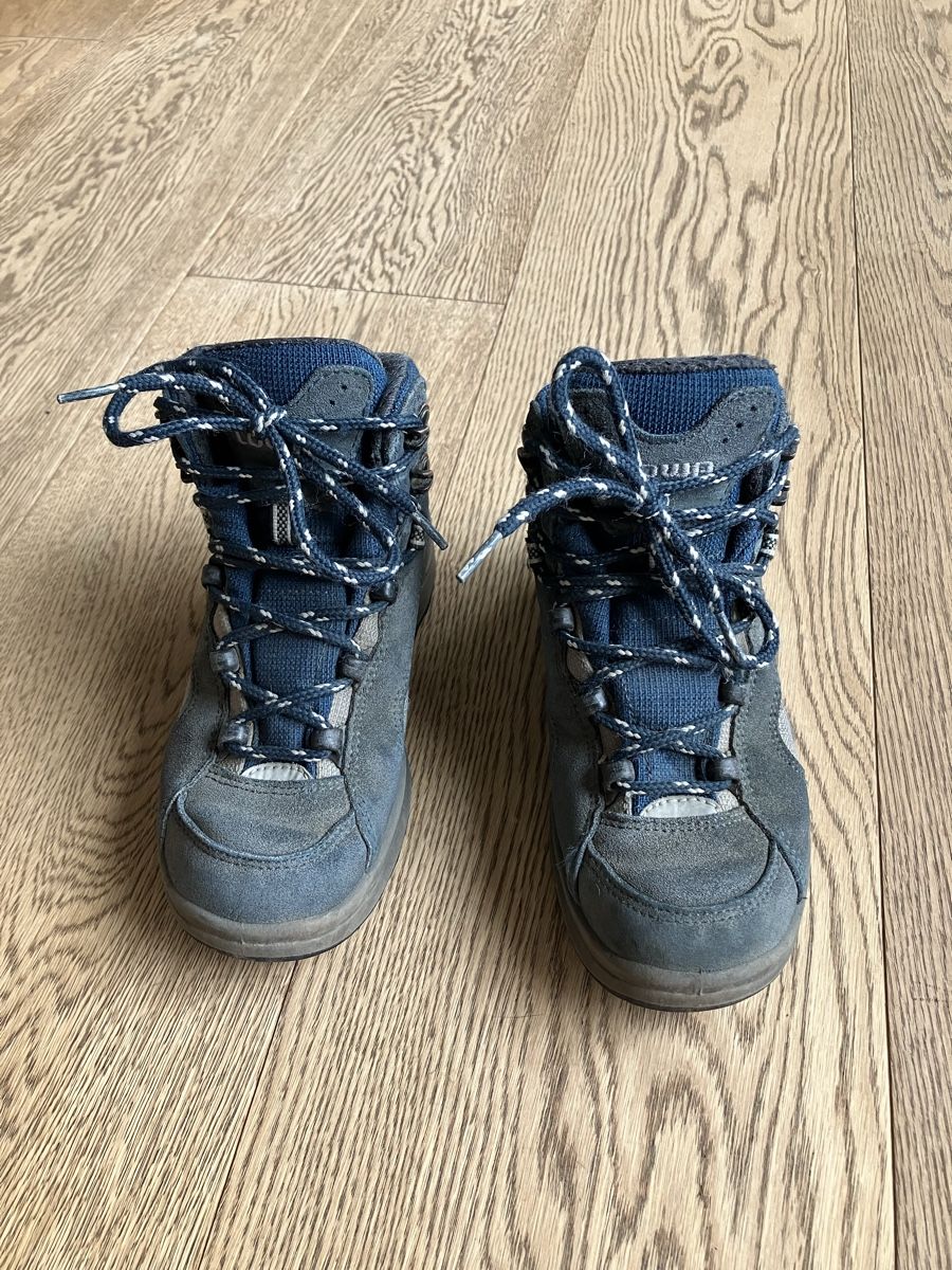 Lowa Chaussures garçon: Wanderschuhe Lowa 31 – D'occasion à Cham par Liliane78