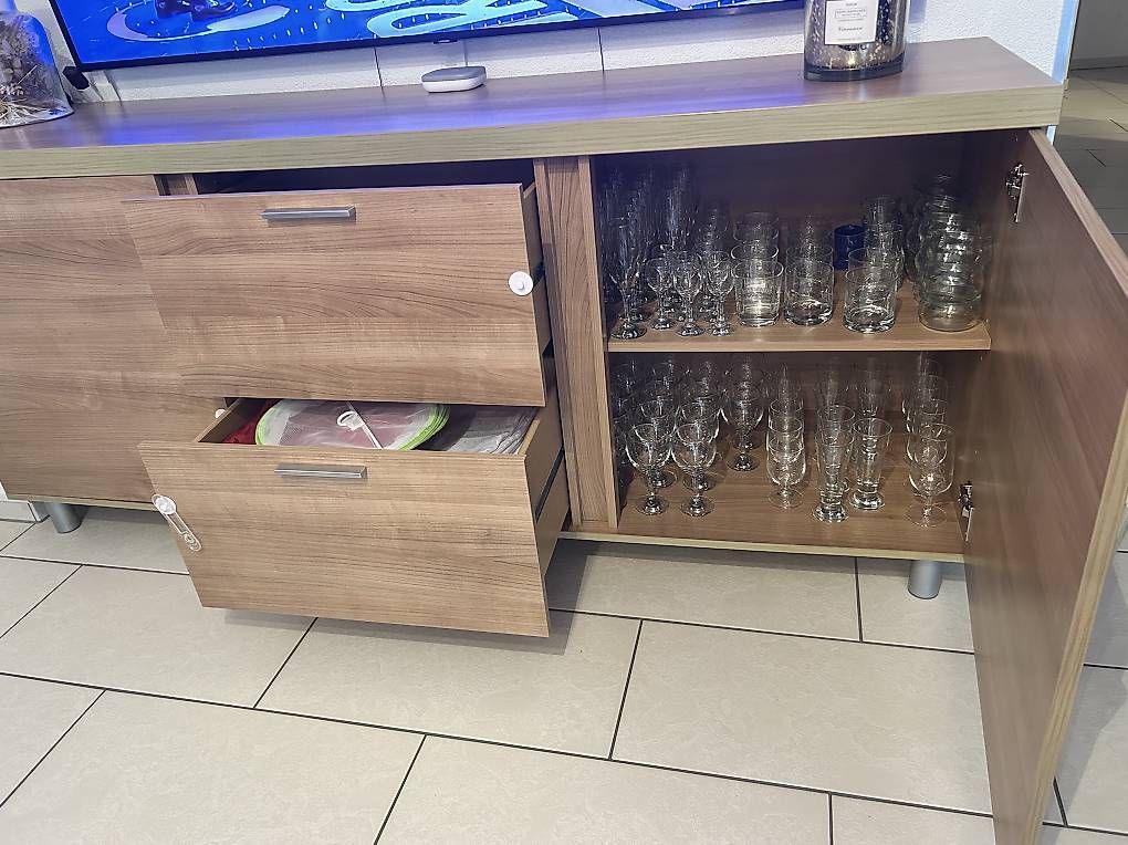 Kommoden: Massivholz Kommode / Sideboard – Gebraucht aus Oberaach von xxvaaneexx 1