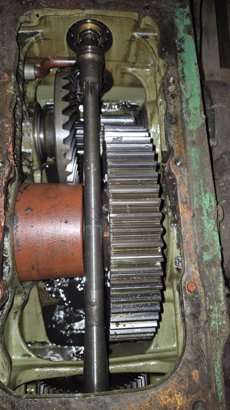 Deutz Traktoren: Getriebe zu Deutz 40 L – Gebraucht aus Buttwil von obelix-idefix 3