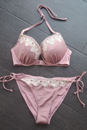 Traumhaftes, super sitzendes Bikini Gr. 42C