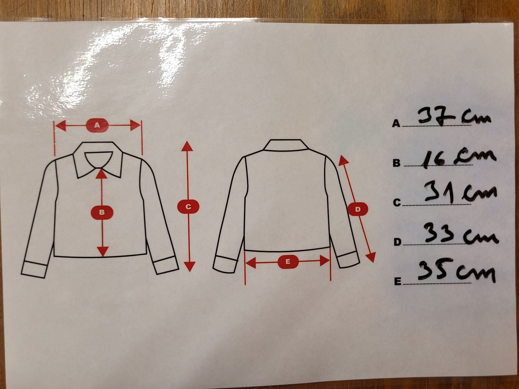 Tops: Petit top blanc coton – D'occasion à Lausanne par PlusValue_Lausanne 1
