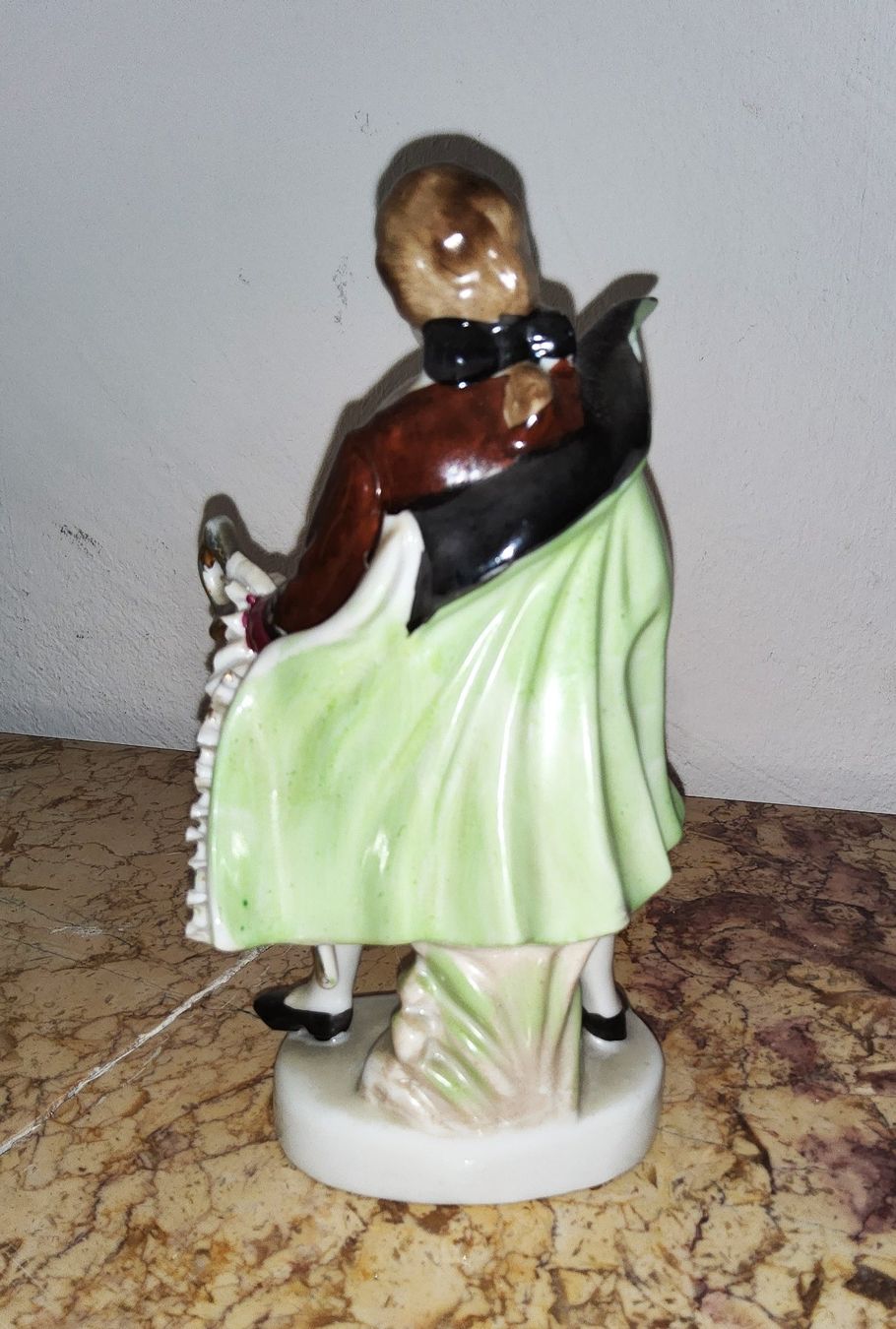 Statuette: ROKOKO Porzellan-Figur 'JUNGER EDELMANN' - anfangs 20. Jht? – Usato da Thalwil venduto da freespirit-jp 1