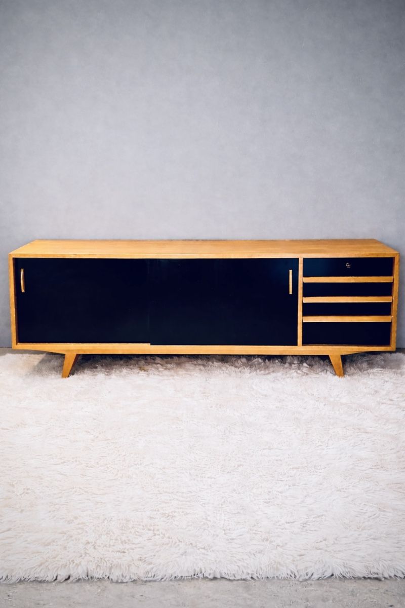 Credenze: Sideboard vintage 1960 – Usato da Carouge GE venduto da polymagoo