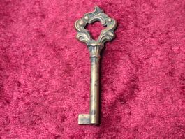 1 Möbel Hohl Schlüssel, 8.4cm, Messing alt (3919#MBS3)