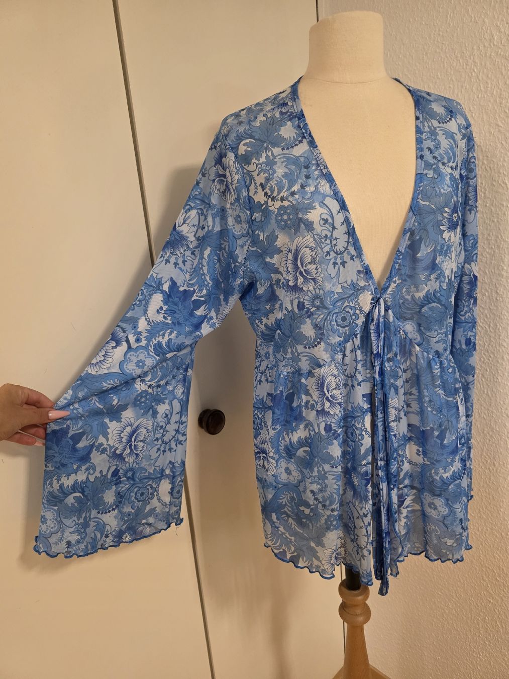 Top: Haut bleu jamais porté - 2XL – Nuovo (secondo la descrizione) da Perly venduto da dayna_46 1