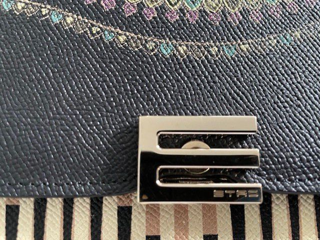Etro Borse da donna: Schöne ETRO Tasche mit Paisley-Muster – Nuovo (secondo la descrizione) da Unterengstringen venduto da Petteri02 5
