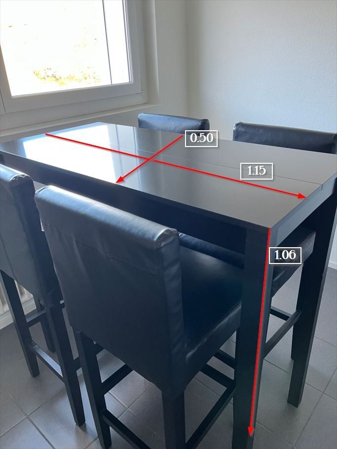 Set di tavolo e panche: Bartisch mit 4 passenden Stühlen – Usato da Luzern venduto da fra_rq5t 1